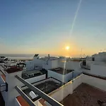 Casa 3 Centro De Conil En Calle Azucena Ferienhaus *